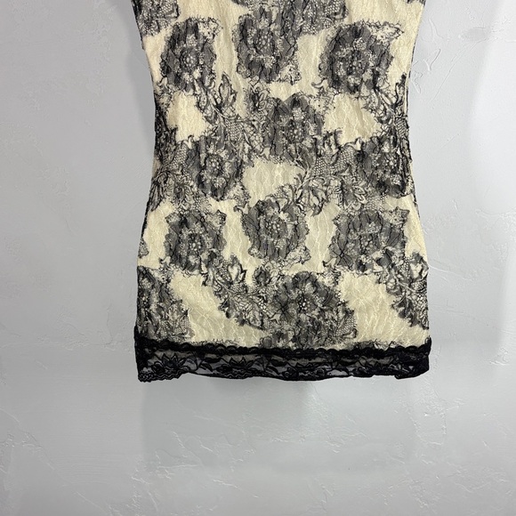 Maurices Lace Overlay Camisole Top size small - Picture 10 of 12
